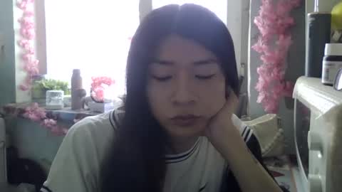 CarlyJoy online show from September 30, 2025, 10:09 am