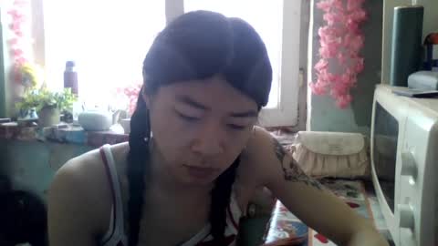 CarlyJoy online show from May 2, 2026, 9:25 am
