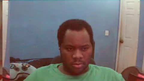Snapshot of carlylecoop chatting on June 16, 2026, 3:31 am carlylecoop online show from June 16, 2026, 3:31 am