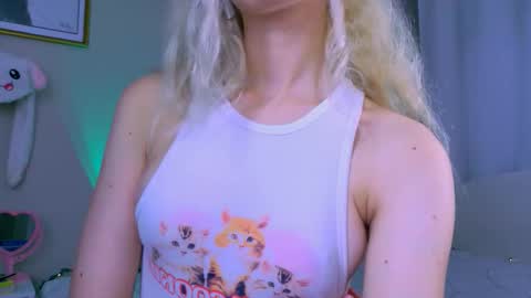 Snapshot of carmen__crybaby chatting on September 20, 2025, 5:47 pm carmen__crybaby online show from September 20, 2025, 5:47 pm
