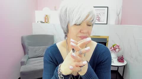 Carmen online show from December 11, 2024, 9:12 pm