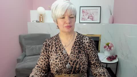 Carmen online show from December 15, 2024, 9:20 pm