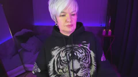 Carmen online show from January 6, 2025, 8:28 pm