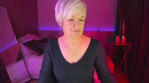 Carmen online show from February 11, 2025, 9:25 pm