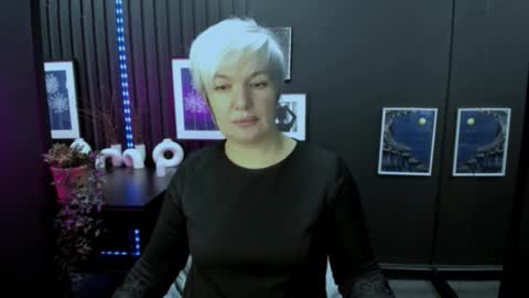 Carmen online show from December 14, 2025, 8:46 pm