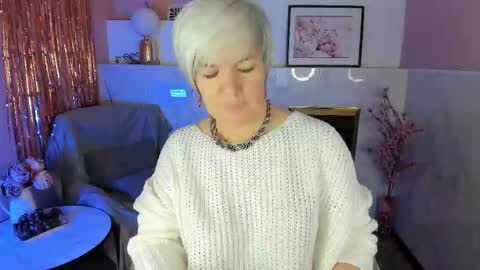 Carmen online show from January 10, 2026, 8:54 pm