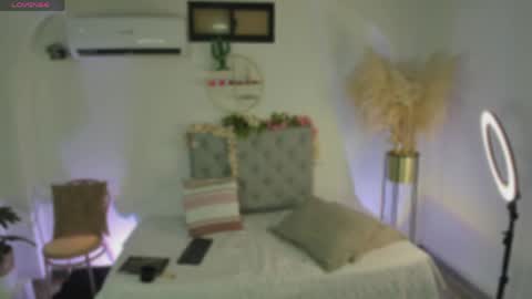 Snapshot of carmillaross chatting on May 23, 2026, 1:26 pm CARMILLA ROSS online show from May 23, 2026, 1:26 pm