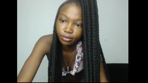 caroline online show from April 26, 2026, 4:10 am