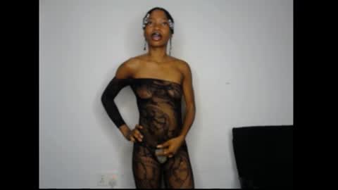 caroline online show from June 9, 2026, 4:02 am