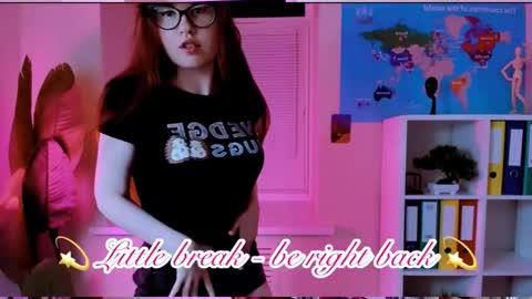 Snapshot of carol_carmen chatting on May 16, 2026, 12:51 am Carol online show from May 16, 2026, 12:51 am