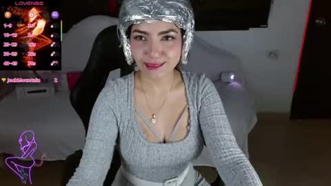 Snapshot of carolaine69_ chatting on June 6, 2026, 2:11 pm Caroline online show from June 6, 2026, 2:11 pm