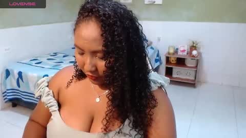 Carol de la torre online show from March 10, 2025, 8:56 pm