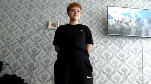 Snapshot of carolegibson chatting on April 9, 2026, 7:36 am Mary online show from April 9, 2026, 7:36 am