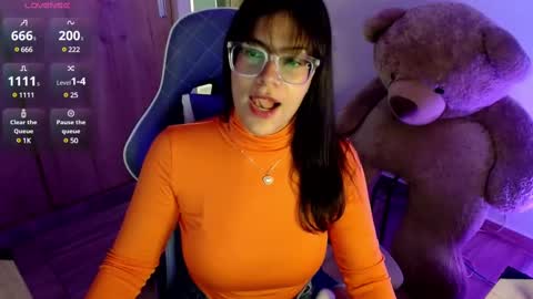 Snapshot of carolgoddess chatting on March 5, 2025, 3:29 pm Carol online show from March 5, 2025, 3:29 pm