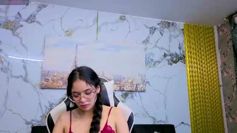 Snapshot of carolina11_pm chatting on June 12, 2026, 12:09 am CAROLINA online show from June 12, 2026, 12:09 am
