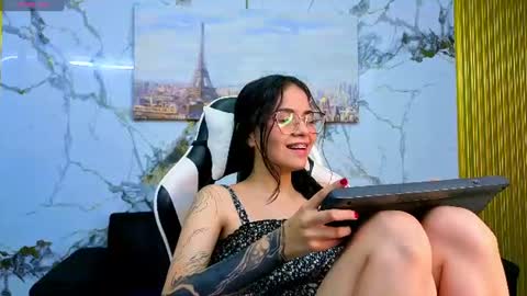 CAROLINA  online show from June 30, 2026, 9:49 pm