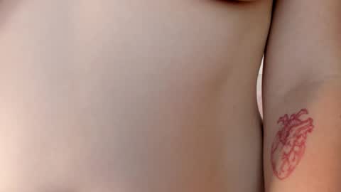 Carolina  online show from March 8, 2025, 1:28 am