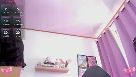 Carolina  online show from October 16, 2025, 5:47 pm