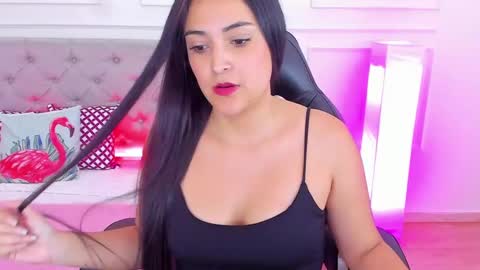 Snapshot of carolina_lopez_20 chatting on March 4, 2025, 7:32 pm carolina_lopez_20 online show from March 4, 2025, 7:32 pm