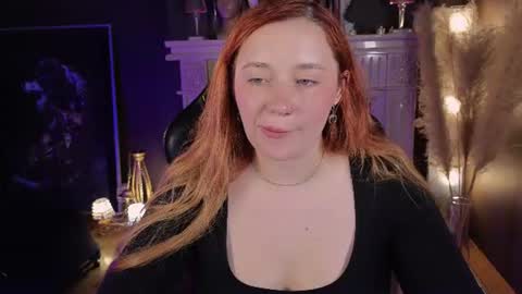 Snapshot of carolina_winter chatting on June 12, 2026, 5:17 am Mira online show from June 12, 2026, 5:17 am