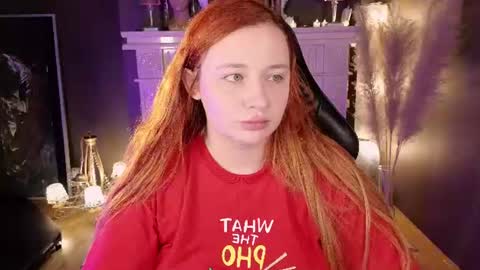 Snapshot of carolina_winter chatting on June 13, 2026, 5:38 am Mira online show from June 13, 2026, 5:38 am