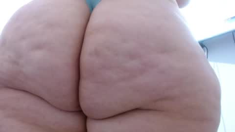 Snapshot of carolina_zabala_19 chatting on June 2, 2026, 5:04 pm carolina_zabala_19 online show from June 2, 2026, 5:04 pm