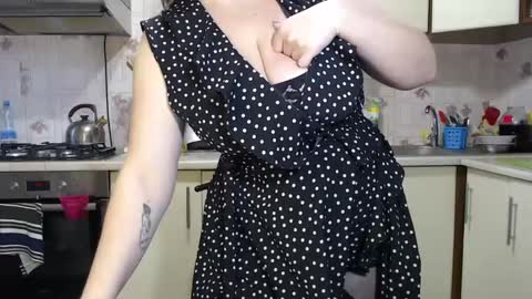 Snapshot of carolinadiamond chatting on December 19, 2024, 8:45 am carolinadiamond online show from December 19, 2024, 8:45 am