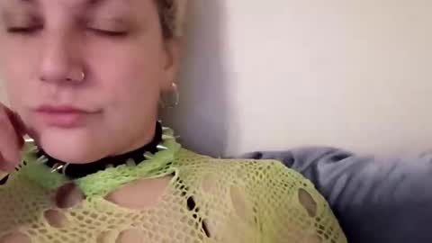 carolinajuggalo17 online show from April 25, 2026, 4:04 am