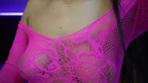 Mellany online show from June 12, 2026, 4:44 am
