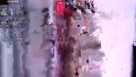 Snapshot of carolinasweet33 chatting on April 5, 2026, 12:08 am carolina online show from April 5, 2026, 12:08 am