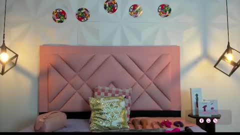 Snapshot of caroline_daring chatting on June 15, 2026, 12:07 pm caroline daring online show from June 15, 2026, 12:07 pm