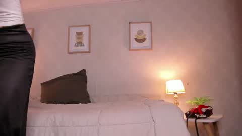 Snapshot of caroline_dh chatting on July 21, 2026, 11:34 am Caroline online show from July 21, 2026, 11:34 am