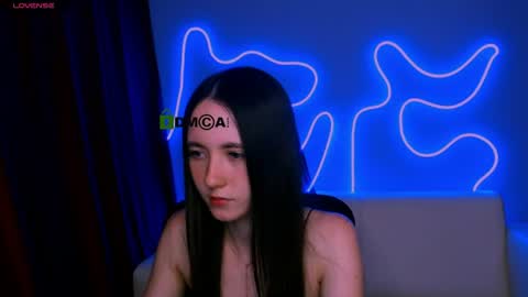 Caroline online show from June 28, 2026, 7:09 pm