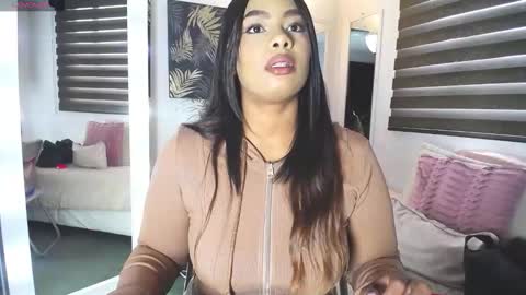 C A R O L I N E online show from February 6, 2026, 1:14 pm