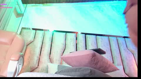 Carolina online show from December 21, 2025, 3:24 am