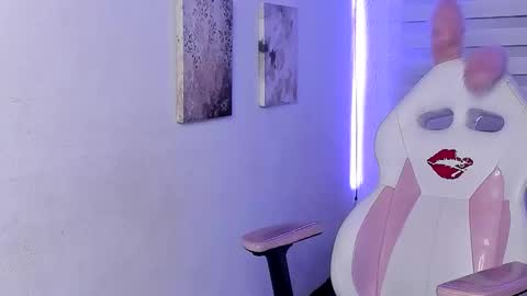Snapshot of caroline_rodriguez_9 chatting on June 11, 2026, 12:32 am caroline_rodriguez_9 online show from June 11, 2026, 12:32 am