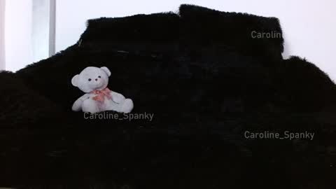 caroline online show from February 5, 2025, 11:28 pm