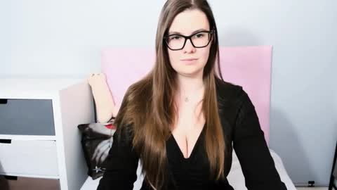 CarolineAmore online show from March 21, 2026, 3:37 pm