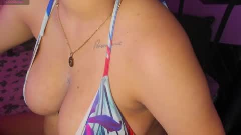 Snapshot of carolineegarcia chatting on May 14, 2026, 10:11 am CarolineeGarcia online show from May 14, 2026, 10:11 am