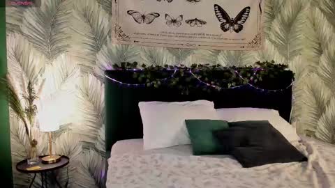 CarolineRichter online show from November 8, 2025, 2:23 am