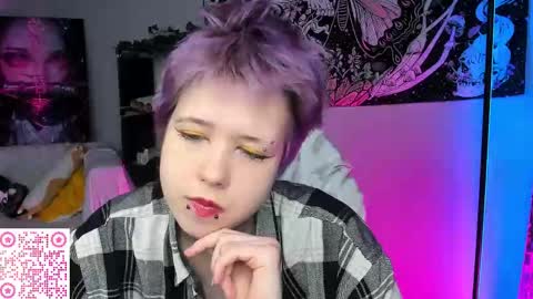 CarolineRichter online show from November 16, 2025, 3:12 am