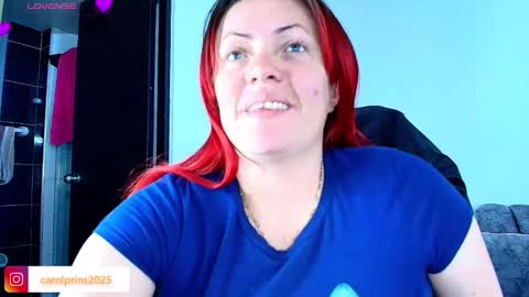 Carolinhe  online show from September 24, 2025, 8:45 pm