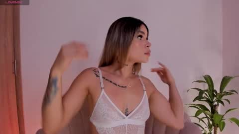 Snapshot of carolinna_ chatting on January 12, 2026, 12:16 am carolinna_ online show from January 12, 2026, 12:16 am