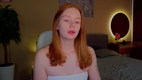 Snapshot of carolinnk chatting on September 14, 2025, 7:07 am Caro online show from September 14, 2025, 7:07 am