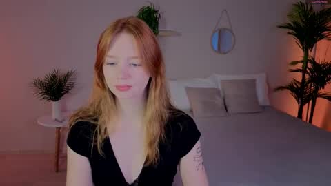 Snapshot of carolinnk chatting on September 20, 2025, 2:18 pm Caro online show from September 20, 2025, 2:18 pm