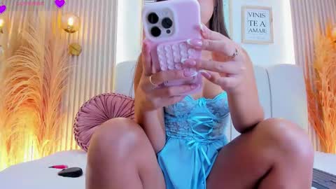 Snapshot of carolriveraa chatting on October 20, 2025, 7:25 pm Carol Rivera online show from October 20, 2025, 7:25 pm