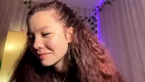 Snapshot of carolynexford chatting on June 9, 2026, 12:39 pm Emma online show from June 9, 2026, 12:39 pm