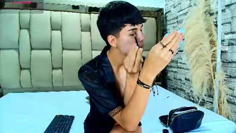 Snapshot of carolynfoster_ chatting on June 28, 2026, 12:44 pm CAROLYN online show from June 28, 2026, 12:44 pm