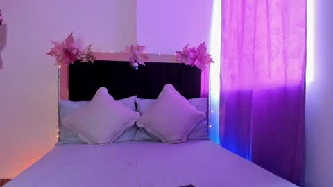 Caro  online show from January 3, 2025, 7:29 pm