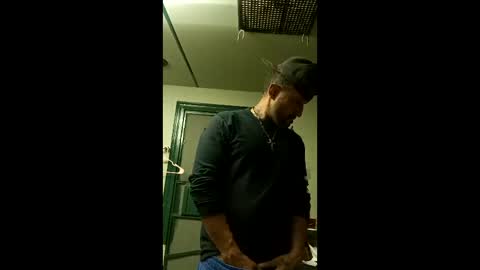carrilloeverardo219 online show from March 26, 2026, 3:34 am